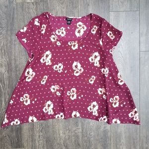 Torrid Floral Burgundy White Top - size 0
